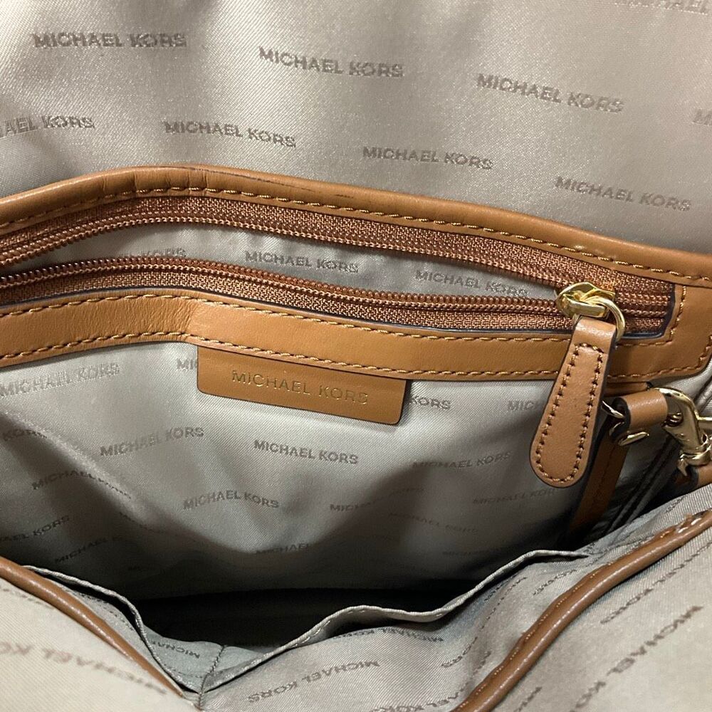 MICHAEL KORS Rhea Zip Medium Slim Backpack - Picture 8 of 9